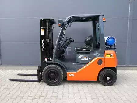 Gas truck 2019  Toyota 02-8FGF20 (9)