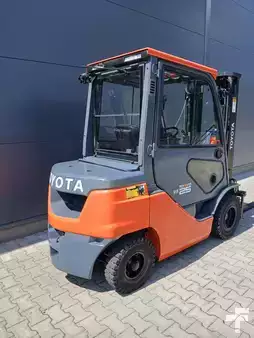 Dieselový VZV 2022  Toyota 52-8FDF25 (6)