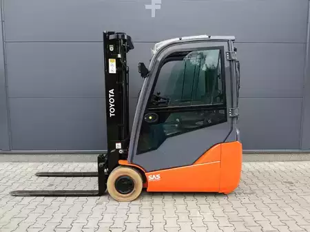 Elektryczne 3-kołowe 2020  Toyota 8FBEK16T (10)