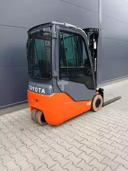 Elektryczne 3-kołowe 2020  Toyota 8FBEK16T (6)