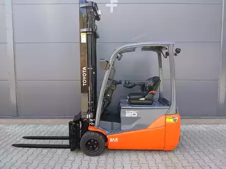 Elektryczne 3-kołowe 2023  Toyota 8FBE20T (10)