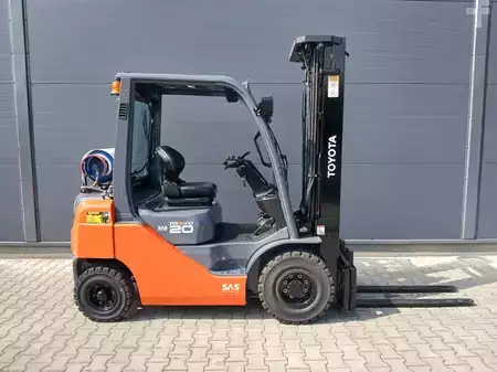 LPG heftrucks 2020  Toyota 02-8FGF20 (2)
