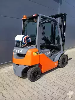 LPG heftrucks 2020  Toyota 02-8FGF20 (6)