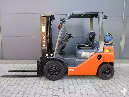 Carretilla elevadora GLP 2016  Toyota 02-8FGF20 (9)