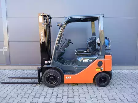 Carrelli elevatori GPL 2021  Toyota 02-8FGF15 (9)