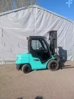 Dieselový VZV 2023  Mitsubishi FD35N3 (2)