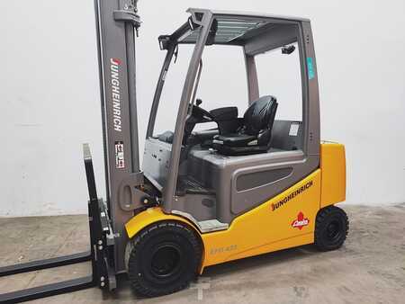 Elektro čtyřkolový VZV 2017  Jungheinrich EFG 425 (18)