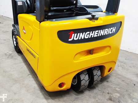 3-wiel elektrische heftrucks 2002  Jungheinrich EFG-DF 16 (15)