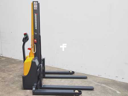 Stoccatori 2008  Jungheinrich EMC B10 (4)