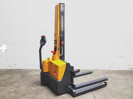 Stoccatori 2008  Jungheinrich EMC B10 (5)