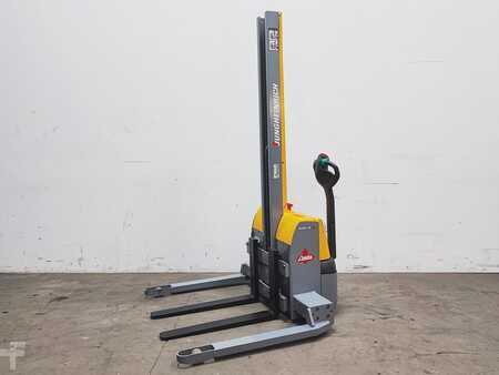 Pallet Stackers 2020  Jungheinrich EMC B10 (9)