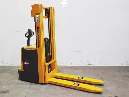 Wózek wysokiego podnoszenia 2002  Jungheinrich EJC 12 (8)