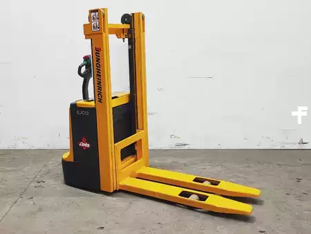 Wózek wysokiego podnoszenia 2002  Jungheinrich EJC 12 (7)