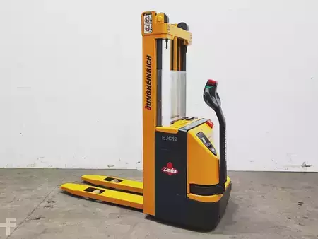 Wózek wysokiego podnoszenia 2002  Jungheinrich EJC 12 (1)