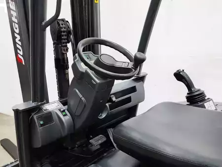 El truck - 4 hjulet 2003  Jungheinrich EFG-Vac 25 (10)