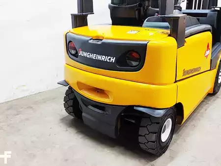 El truck - 4 hjulet 2003  Jungheinrich EFG-Vac 25 (7)