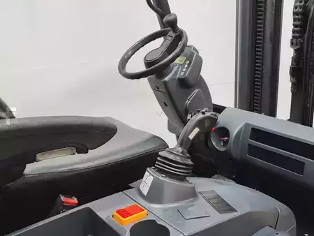 El truck - 4 hjulet 2003  Jungheinrich EFG-Vac 25 (9)