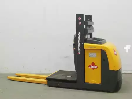 Lodret ordreplukker 2015  Jungheinrich EKS 110 (1)