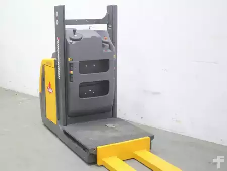 Lodret ordreplukker 2015  Jungheinrich EKS 110 (8)