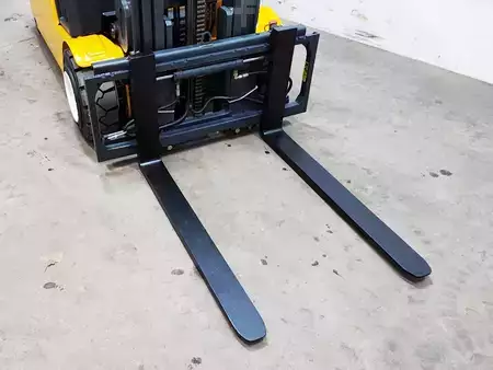 El truck - 4 hjulet 2014  Jungheinrich EFG 320 (14)