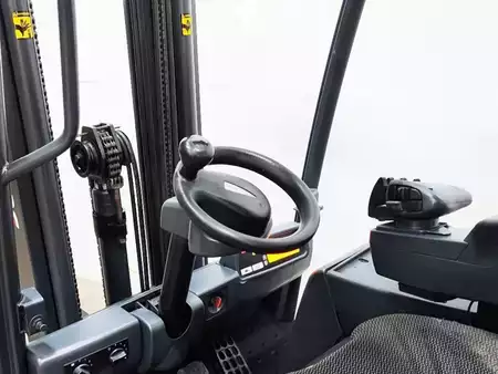 El truck - 4 hjulet 2014  Jungheinrich EFG 320 (9)