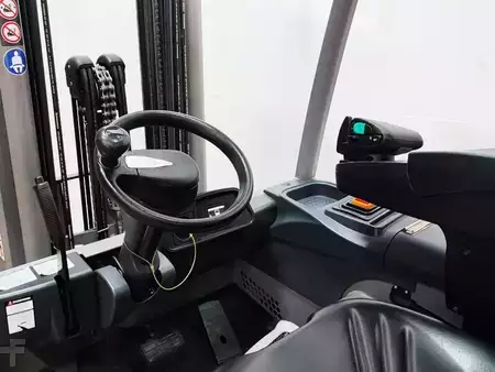 4-wiel elektrische heftrucks 2017  Jungheinrich EFG 425 (10)