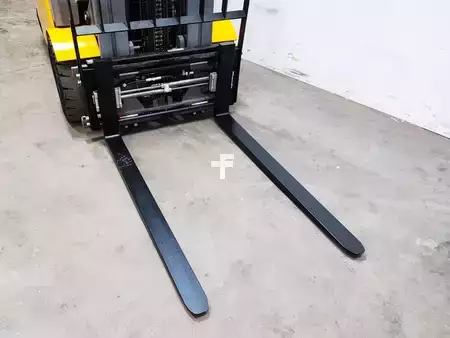 4-wiel elektrische heftrucks 2017  Jungheinrich EFG 425 (16)