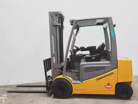 4-wiel elektrische heftrucks 2017  Jungheinrich EFG 425 (4)