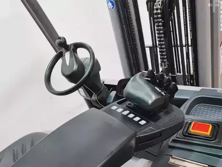 4-wiel elektrische heftrucks 2017  Jungheinrich EFG 425 (8)