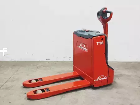 Porta-paletes elétrico 2015  Linde T16 (11)