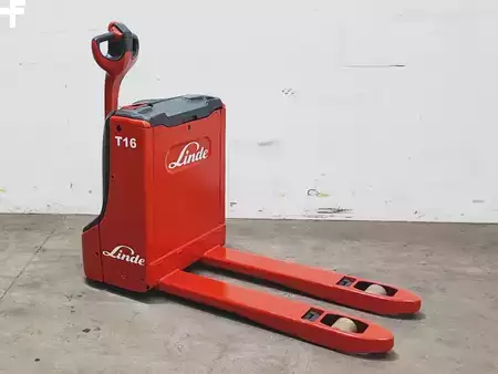 Porta-paletes elétrico 2015  Linde T16 (8)