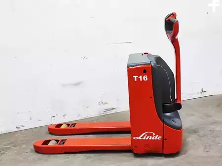 Porta-paletes elétrico 2017  Linde T16 (3)