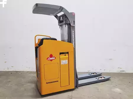 Hochhubwagen Sitz 2019  Jungheinrich ESC 214Z (7)