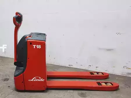 Elektromos raklapemelő 2013  Linde T18 (4)