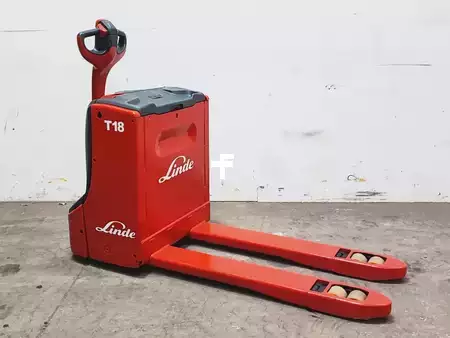 Elektromos raklapemelő 2013  Linde T18 (6)
