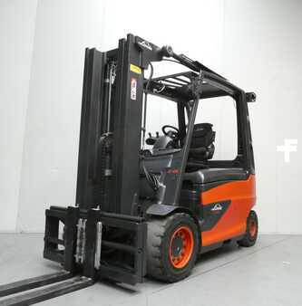 El truck - 4 hjulet 2015  Linde E45/600HL (1)