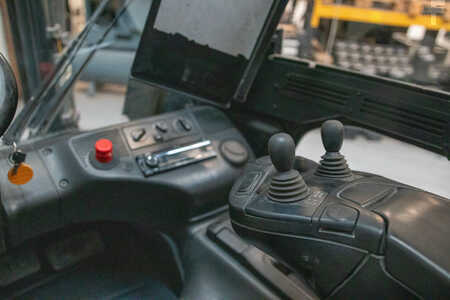 Electric - 4 wheels 2017  Linde E40HL (4)