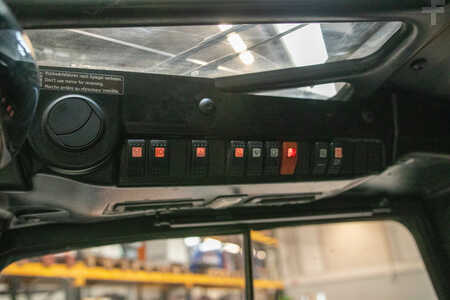 Electric - 4 wheels 2017  Linde E40HL (5)