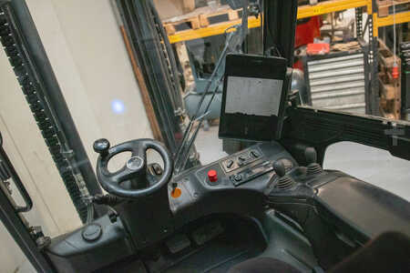 Electric - 4 wheels 2017  Linde E40HL (3)