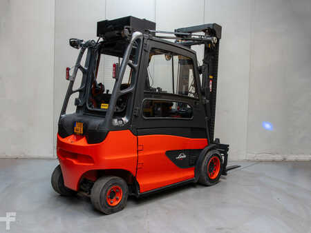 Electric - 4 wheels 2017  Linde E40HL (2)