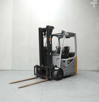 Elektromos 3 kerekű 2020  Still RX20-14C (1)