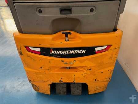 3-wiel elektrische heftrucks 2017  Jungheinrich EFG218K  (6)