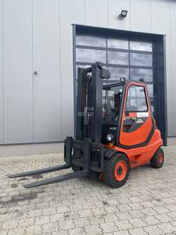 Dieselový VZV 2002  Linde H30D BR 351 (1)