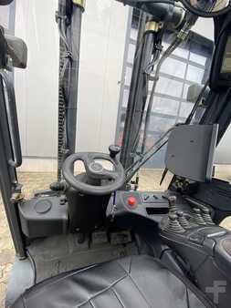 Elektro 4 Rad 2013  Linde E25 BR 387 (7)