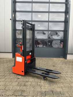 Hochhubwagen 2022  Linde L12i BR 1172 (2)