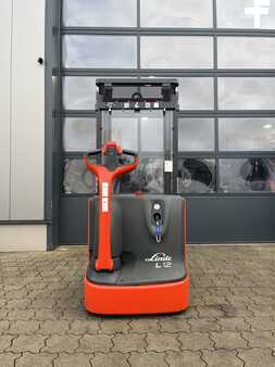 Hochhubwagen 2022  Linde L12i BR 1172 (6)