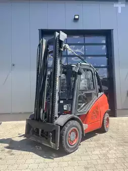 Treibgasstapler 2008  Linde 45T BR 394 (2)