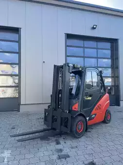 Dieselstapler 2017  Linde H35D-02 BR 393 (1)