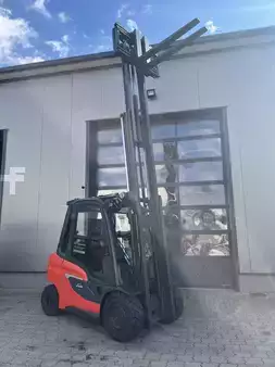 Dízel targoncák 2022  Linde H35D-01 BR 1202 (4)
