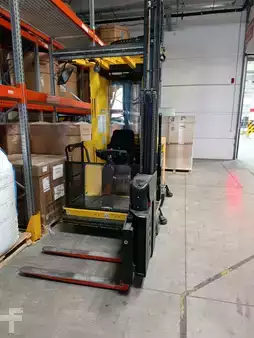 Schmalgangstapler 2022  Hyster C1.3 (3)